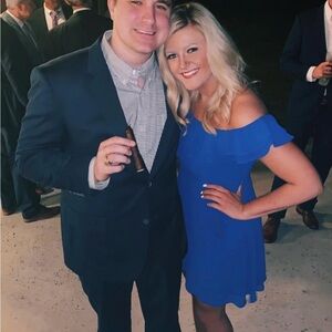 Lulu’s royal blue dress